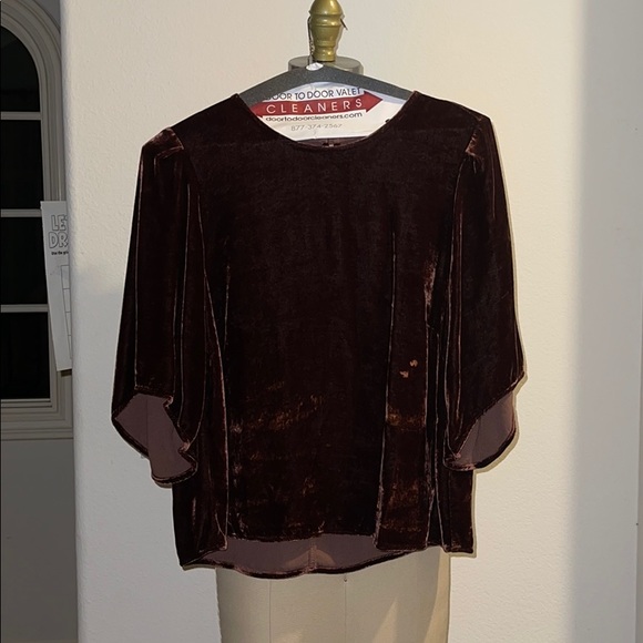 Velvet Top - Picture 1 of 2